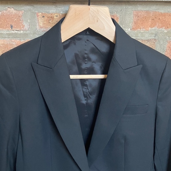 Theory Gabe One Button Stretch Wool Blazer - Picture 2 of 14